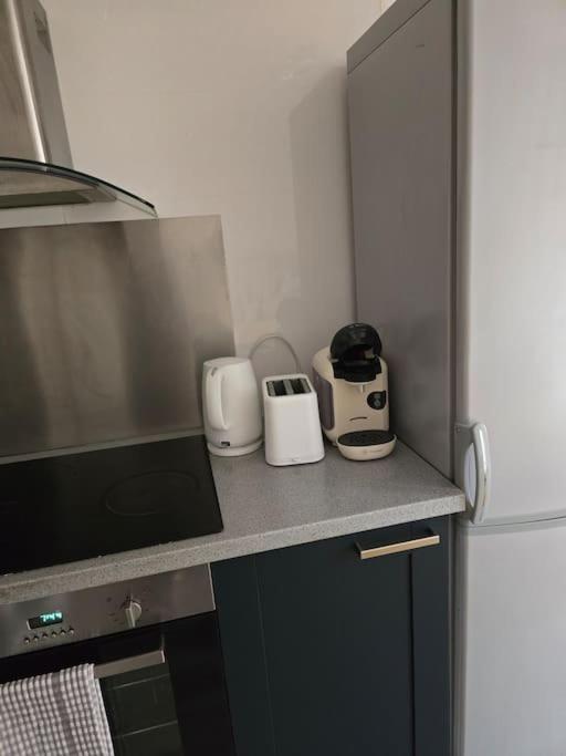 Cozy Flat 1 Bedroom Hucclecote المظهر الخارجي الصورة